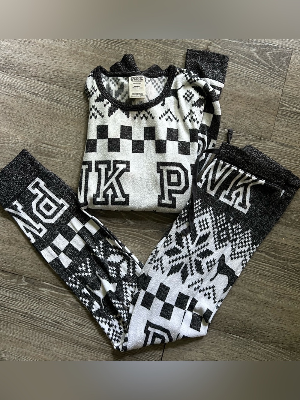 PINK Victoria's Secret Black and White Fair Isle Pajama Set